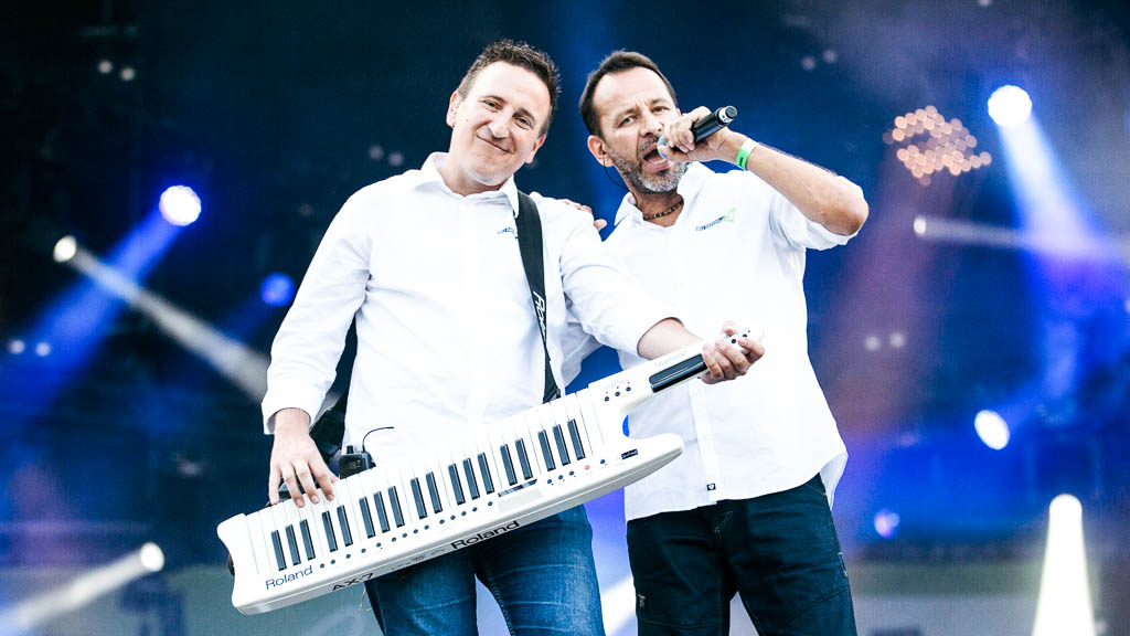 Frankie Eickenbusch und TheVoice Jo Schweitzer beim BAYERN 3 Dorffest in Tiefenlesau © BAYERN 3